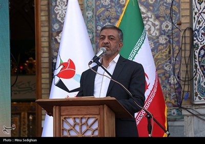 آئین میهمانی لاله‌ها در امامزاده محمد (ع) کرج