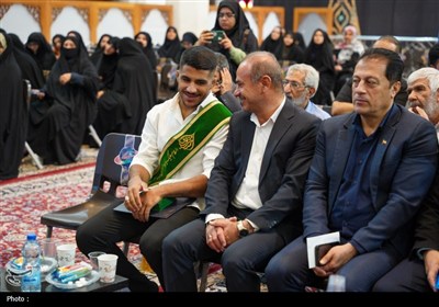 قهرمان کشتی جهان، خادم افتخاری حرم مطهر حضرت شاهچراغ (ع) شد
