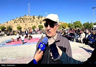 پیاده روی خانوادگی در یاسوج