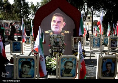 اولین سالروز شهادت شهید حسن نصرالله و شهید نیلفروشان در گلستان شهدای اصفهان