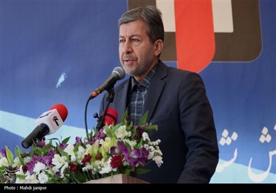 مراسم رژه خودروهای عملیاتی و امدادی سازمان آتش‌نشانی و خدمات ایمنی شهرداری اصفهان