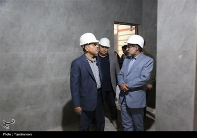 بازدید استاندار زنجان از فاز توانبخشی پروژه ایثارگران