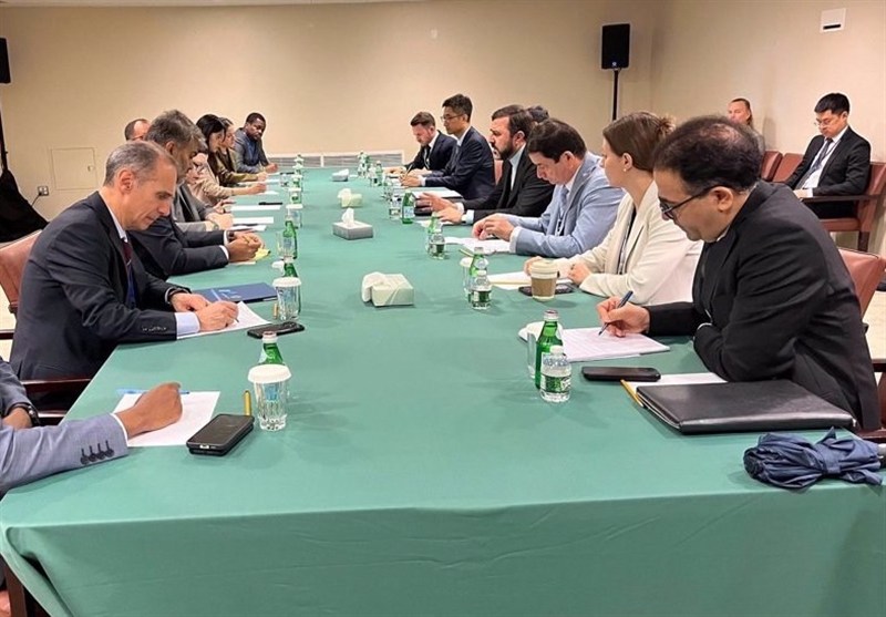 Russia, China Push UN Resolution to Defuse Europe’s Snapback Move