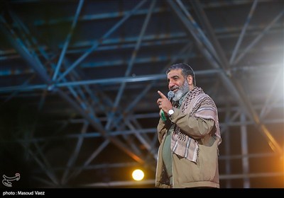 خاطره گویی حاج حسین یکتا در گلزار شهدای وادی رحمت تبریز