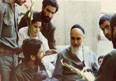 ايران،مقدس،دفاع،انقلاب،امّا،دشمن،ايمان،شهيد،غرب،تحقير،كشور،مل ...