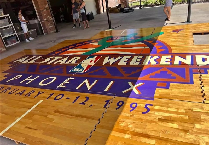 کف‌پوش مسابقه آل‌استار NBA 1995 پس از 30 سال به فروش گذاشته شد