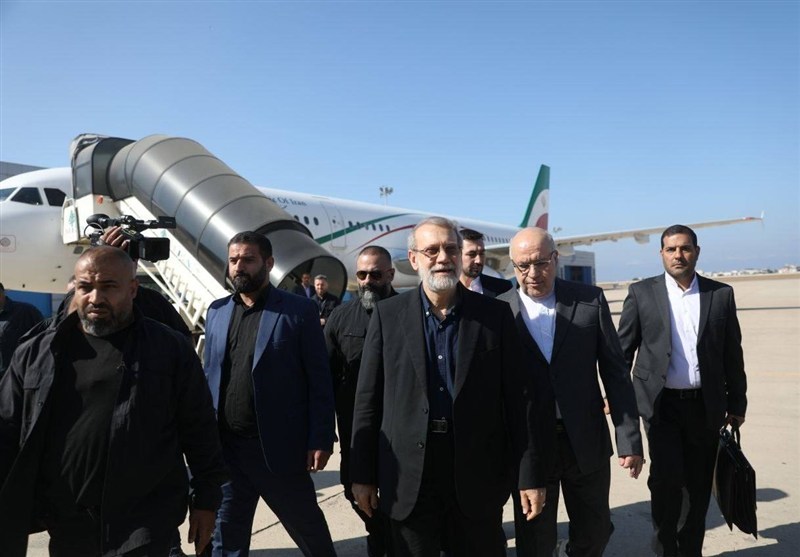 لاریجانی در بدو ورود به بیروت: رژیم صهیونیستی به هیچ کشوری رحم نمی‌کند