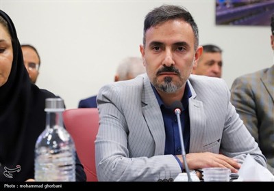 نشست وزیر ارتباطات و فناوری اطلاعات با دانشگاهیان خراسان جنوبی