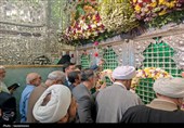 میلاد حضرت عبدالعظیم(ع) در ری؛ مراسم اهدای گل مسئولان برگزار شد