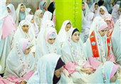 جشن شکوفه‌ها در مدارس فارس با اقامه نماز جماعت