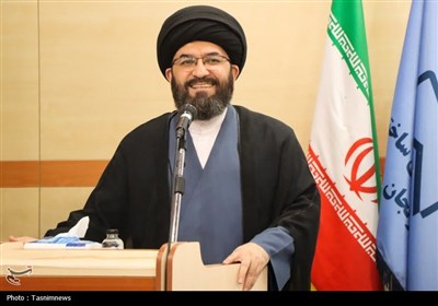 بزرگداشت هفته دفاع مقدس و تجلیل از خانواده شهدای مهندس