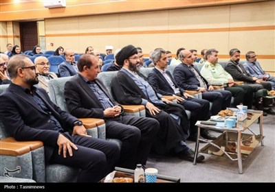 بزرگداشت هفته دفاع مقدس و تجلیل از خانواده شهدای مهندس