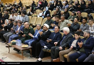 تجلیل از قرآن‌آموزان نمونه استان اردبیل