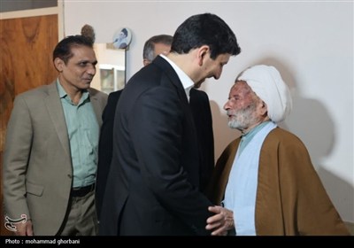 دیدار وزیر ارتباطات و فناوری اطلاعات با خانواده گرانقدر سرلشکر شهید کاظمی