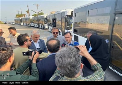 رونمایی از 10 دستگاه اتوبوس ناوگان حمل و نقل عمومی شهرداری بوشهر