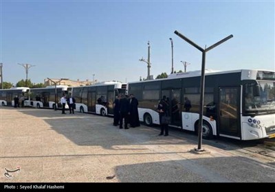 رونمایی از 10 دستگاه اتوبوس ناوگان حمل و نقل عمومی شهرداری بوشهر