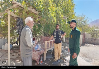 خدمت رسانی و محرومیت زدایی نخبگان فضای مجازی و رسانه بسیج اراک در روستاها