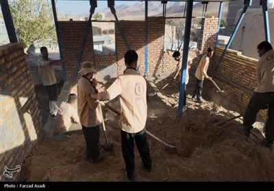 خدمت رسانی و محرومیت زدایی نخبگان فضای مجازی و رسانه بسیج اراک در روستاها