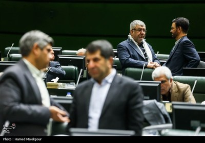 حضور خادمان حرم حضرت عبدالعظیم حسنی(ع) در صحن علنی مجلس