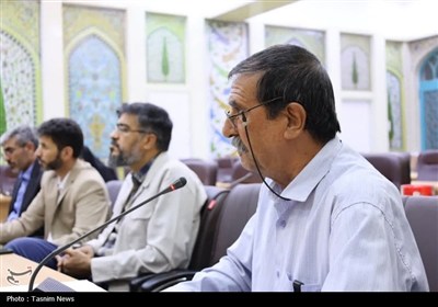 عصر شعر دفاع مقدس در بام ایران برگزار شد