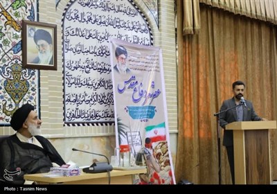 عصر شعر دفاع مقدس در بام ایران برگزار شد