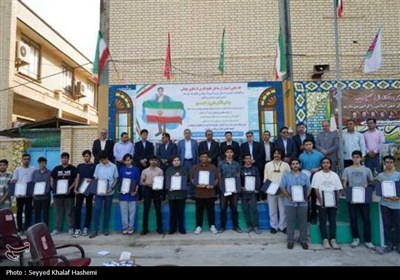 تجلیل از برگزیدگان کنکور و نخبگان علمی بوشهر
