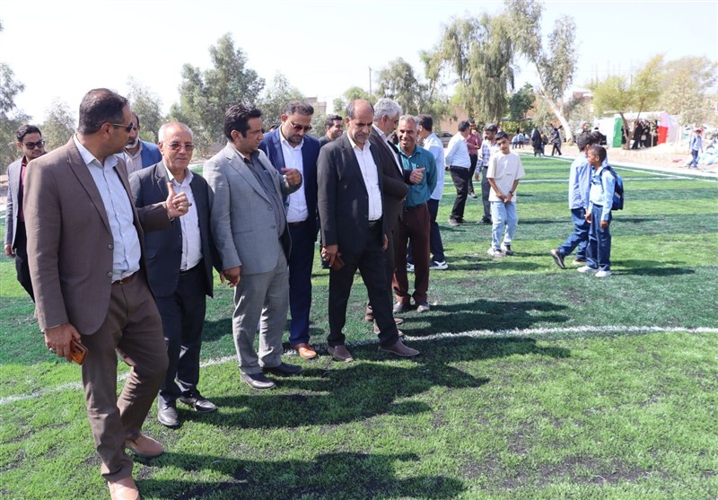 افتتاح زمین چمن مصنوعی مدرسه استثنایی پیام جیرفت