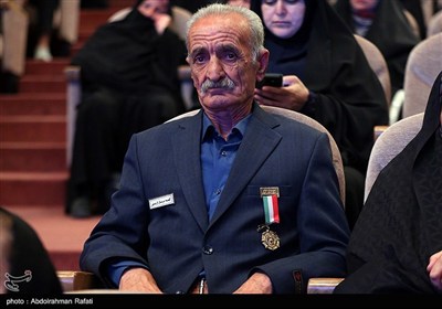 ششمین آیین تجلیل از پیشکسوتان وفعالان عرصه جهاد و مقاومت درهمدان