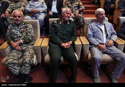 ششمین آیین تجلیل از پیشکسوتان وفعالان عرصه جهاد و مقاومت درهمدان