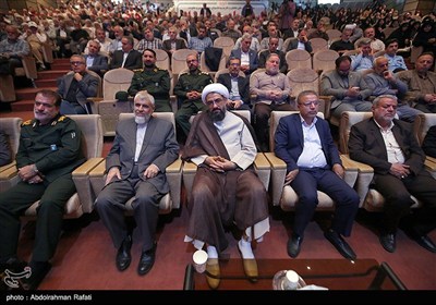ششمین آیین تجلیل از پیشکسوتان وفعالان عرصه جهاد و مقاومت درهمدان