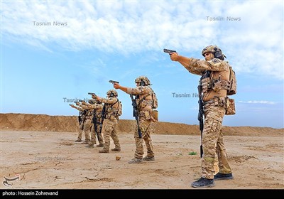 تمرینات تاکتیکی یگان ویژه فاتحین سپاه محمد رسول الله(ص) با استفاده از لباس‌ و تجهیزات جدید
