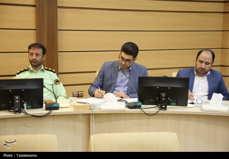 دومین جلسه کمیسیون مبارزه با قاچاق کالا و ارز زنجان- عکس صفح ...