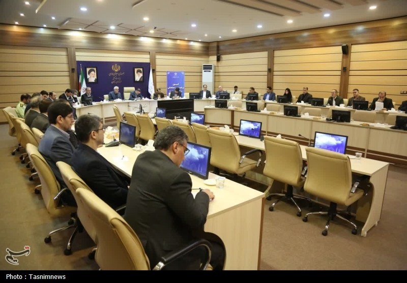 دومین جلسه کمیسیون مبارزه با قاچاق کالا و ارز زنجان- عکس صفح ...