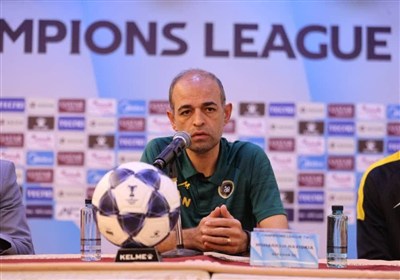 سرمربی سپاهان: برای بالابردن شانس صدرنشینی ریسک بیشتری کردیم