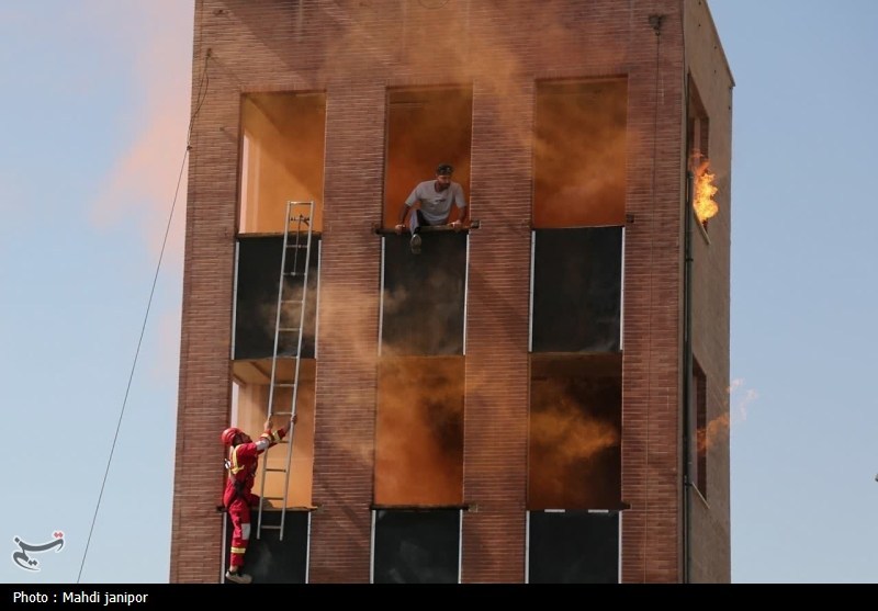 رونمایی از تجهیزات نوین آتش نشانی در اصفهان- عکس صفحه استان  ...