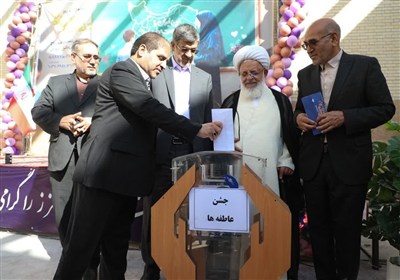 يزد،پرورش،آموزش،خيرين،دهقان،معيشتي،مسير،اهدا