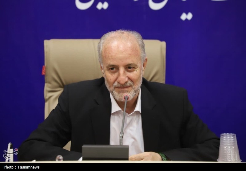 وحدت و ایستادگی ملت ایران رمز عبور از فشارها و تهدیدات دشمنان است