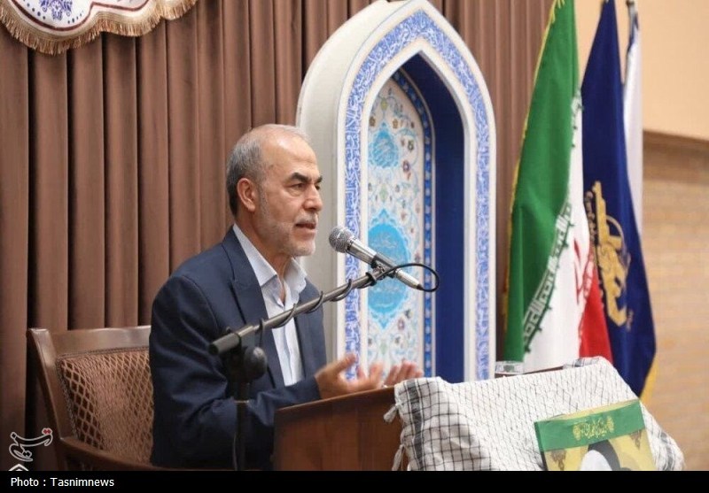 ايران،اشاره،غرب،انقلاب،اسلامي،سردار،جواني،دفاع،امام،جنگ،آمري ...