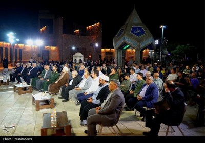 شب شعر &#171;بیت مقدس&#187; در جوار شهدای گمنام شهرری