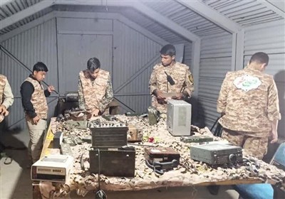 دفاع،مقدس،مفاهيم،ميدان،اشاره،شعرباف،رضوي،خراسان،طراحي،ادامه، ...