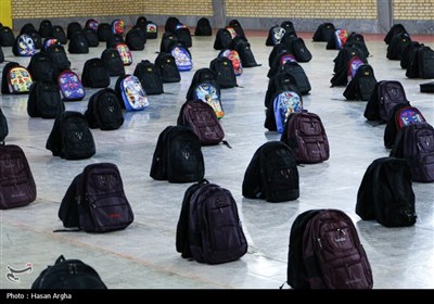 توزیع بیش از 1200 بسته لوازم التحریر- زنجان