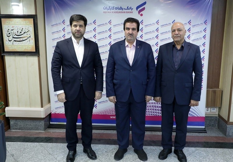 للـه‌گانی: بانک رفاه کارگران از شرکت‌های بیمه حمایت می‌کند