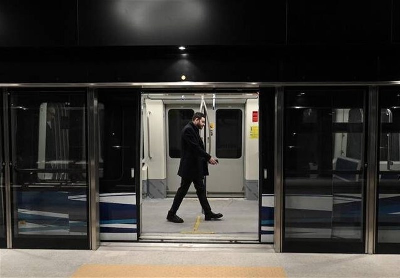Ferries, Trains Halted As Greece Strikes over Working Hours