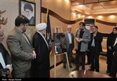 جایزه ملی غزل حسین منزوی با اضافه شدن بخش «ترانه» کلید خورد