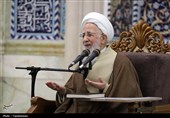 آیت‌الله جوادی‌آملی: طمع، بردگی همیشگی و عامل سقوط انسان است