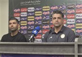 سرمربی فجرشهیدسپاسی: غیبت هواداران تلخ‌ترین اتفاق است