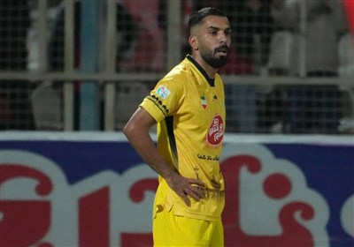 مرادی: فوتبالم را مدیون پیروز قربانی هستم/ در گل زدن بدشانسی می‌آورم