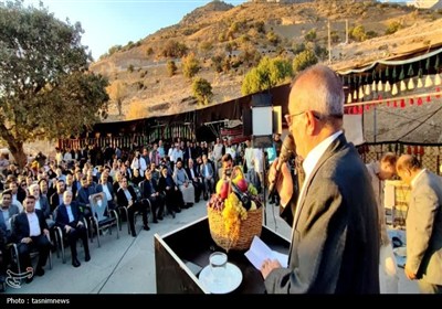 سفر وزیر گردشکری در قلب زاگرس