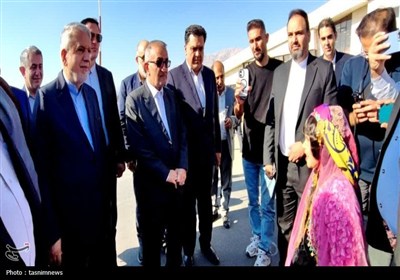 سفر وزیر گردشکری در قلب زاگرس