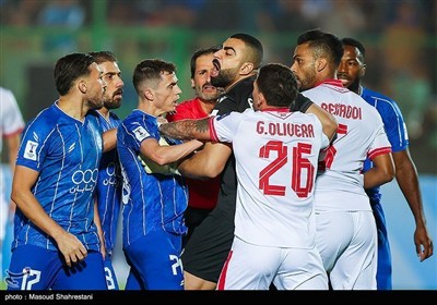 دوری أبطال آسیا - استقلال إیران والمحرق البحرینی